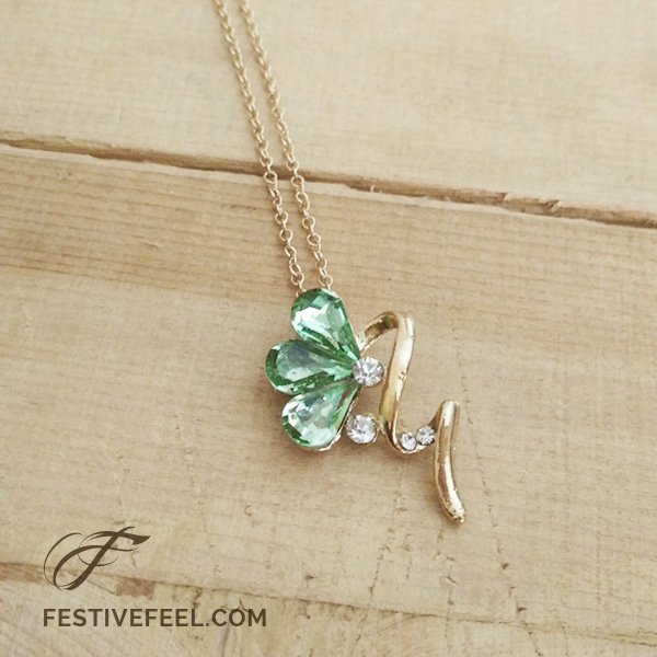 green petals garden necklace